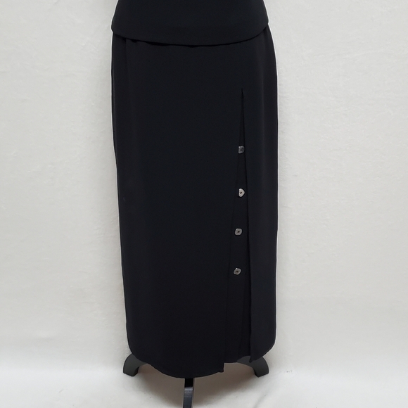 VINTAGE 90s Jones New York Black Crepe Split Button Hem Short Sleeve Maxi Dress - Picture 6 of 13